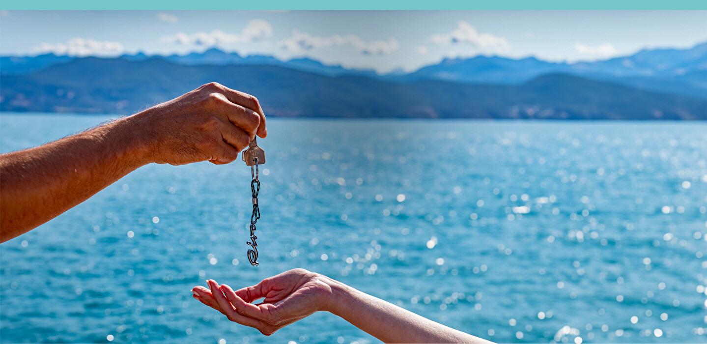 Dive into a sea of emotion - Riva Boutique